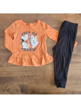 5/$25 Carter's Orange and Black Kids Matching Set
